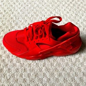 Nike Huaraches Red 7Y